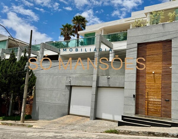 CASA À VENDA NO BAIRRO SÃO BENTO EM BELO HORIZONTE