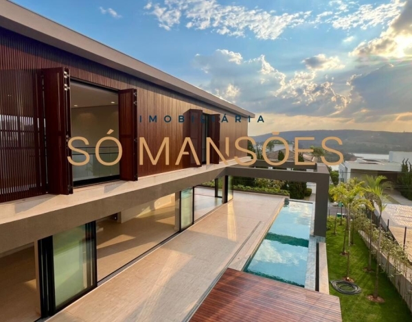 Casa de Luxo de 628 m² à Venda com 5 Suítes e Vista Panorâmica no Alphaville - Lagoa dos Ingleses, Nova Lima - MG