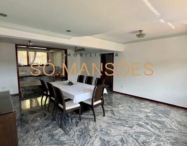 CASA À VENDA NO BAIRRO SANTA LÚCIA EM BELO HORIZONTE