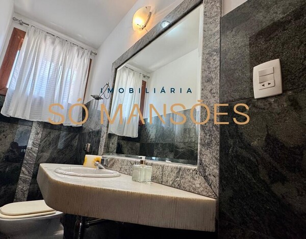 CASA À VENDA NO BAIRRO SANTA LÚCIA EM BELO HORIZONTE