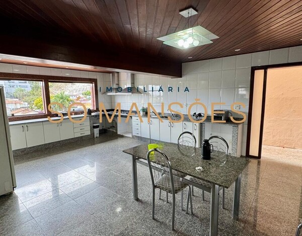 CASA À VENDA NO BAIRRO SANTA LÚCIA EM BELO HORIZONTE