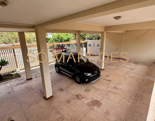 CASA À VENDA NO BAIRRO SANTA LÚCIA EM BELO HORIZONTE