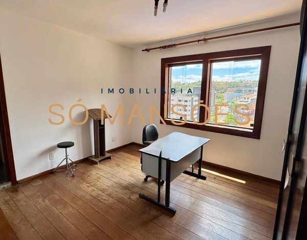 CASA À VENDA NO BAIRRO SANTA LÚCIA EM BELO HORIZONTE