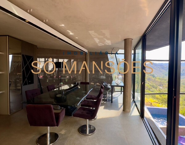 VALE DOS CRISTAIS - CASA À VENDA EM NOVA LIMA