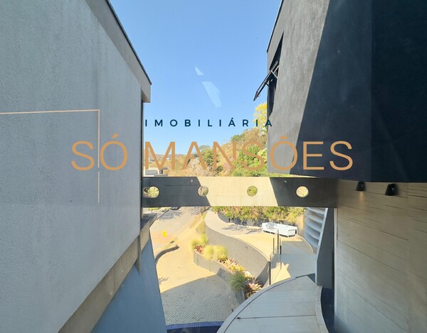 VALE DOS CRISTAIS - CASA À VENDA EM NOVA LIMA