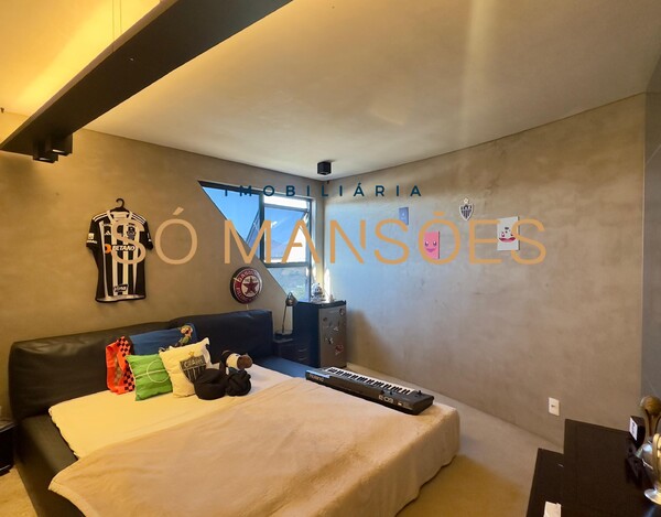 VALE DOS CRISTAIS - CASA À VENDA EM NOVA LIMA