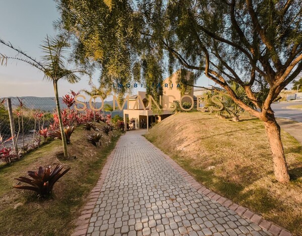 MIRANTE DA MATA - CASA À VENDA EM NOVA LIMA