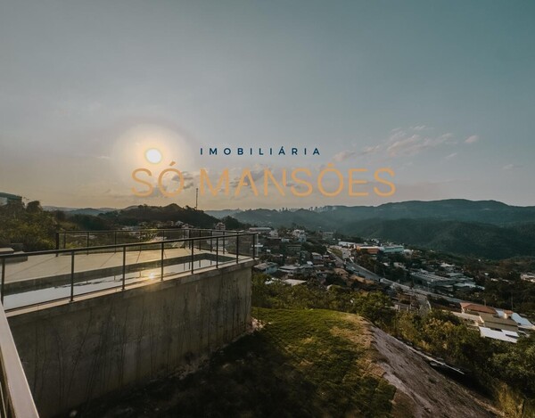 MIRANTE DA MATA - CASA À VENDA EM NOVA LIMA