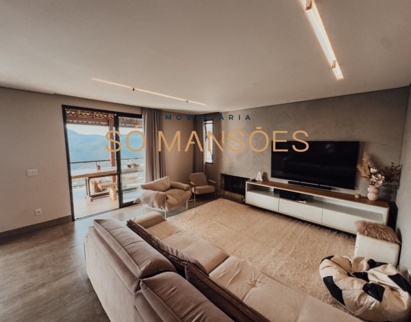 Casa Exclusiva de 280 m² à Venda com 3 Suítes e Vista Definitiva no Mirante da Mata, Nova Lima - MG