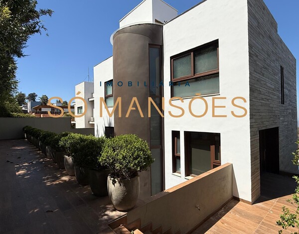 CASA À VENDA NO CONDOMÍNIO RETIRO DAS PEDRAS EM BRUMADINHO