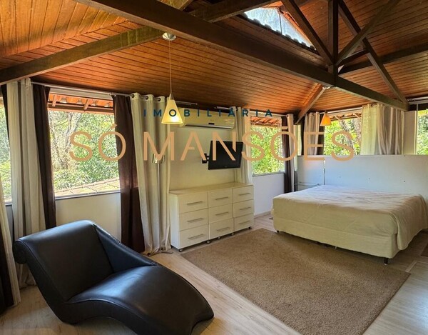 CASA À VENDA NO RETIRO DO CHALÉ EM BRUMADINHO