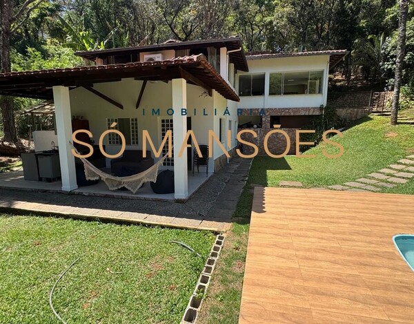 CASA À VENDA NO RETIRO DO CHALÉ EM BRUMADINHO