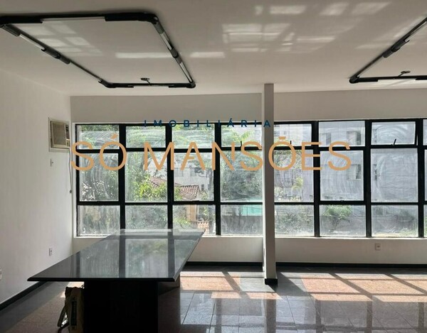 SALA  / ANDAR CORRIDO À VENDA NO BAIRRO LOURDES