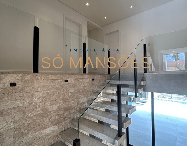 CASA À VENDA NO ALPHAVILLE VESPASIANO 