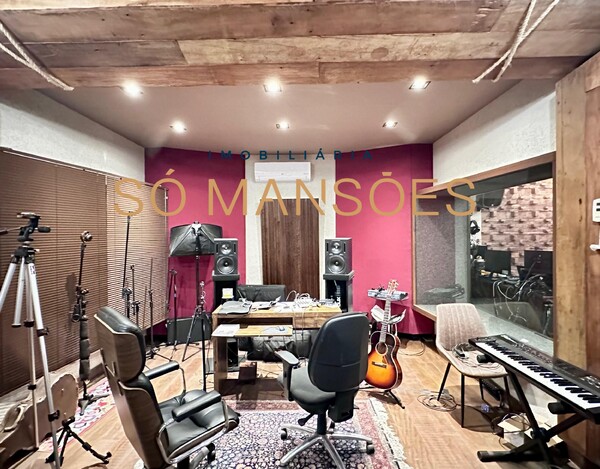 VALE DOS CRISTAIS - CASA À VENDA EM NOVA LIMA