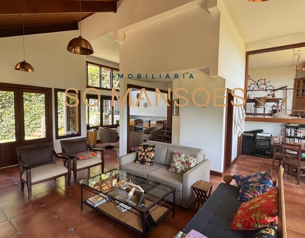 CASA À VENDA NO CONDOMÍNIO VEREDAS DAS GERAES