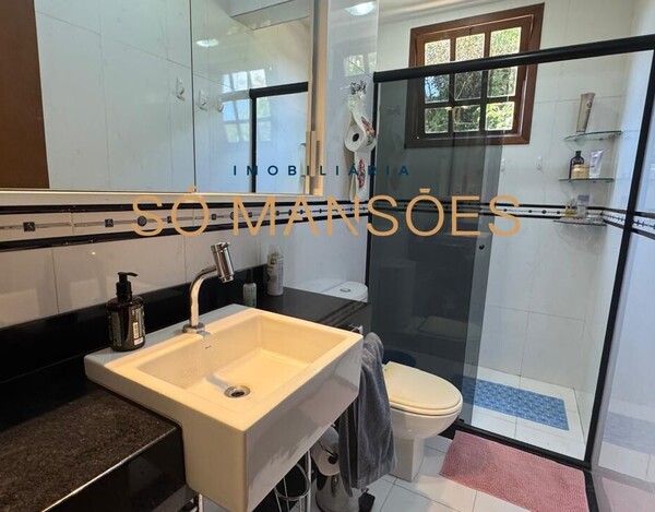 CASA À VENDA NO CONDOMÍNIO VEREDAS DAS GERAES