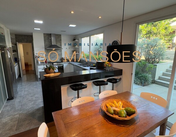 CASA À VENDA NO CONDOMÍNIO SERRA DOS MANACÁS EM NOVA LIMA