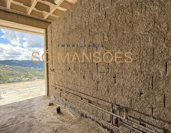 CASA EM CONSTRUÇÃO À VENDA NO ESTADO QUE SE ENCONTRA