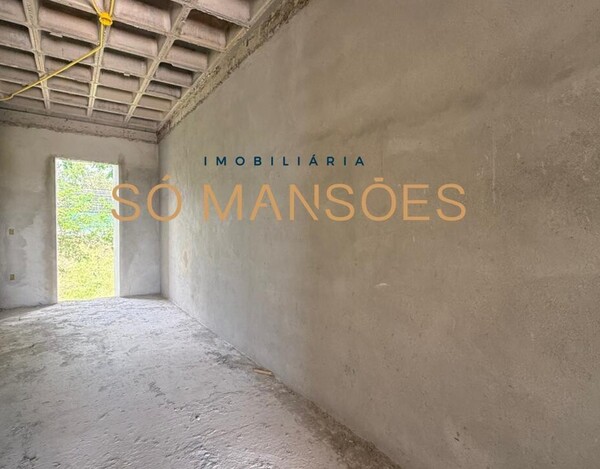 CASA EM CONSTRUÇÃO À VENDA NO ESTADO QUE SE ENCONTRA