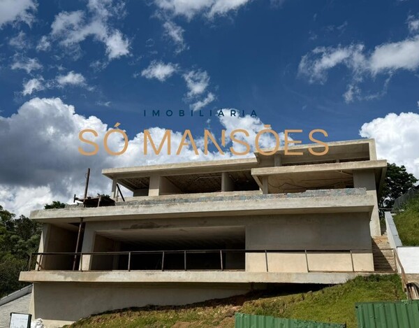 CASA EM CONSTRUÇÃO À VENDA NO ESTADO QUE SE ENCONTRA