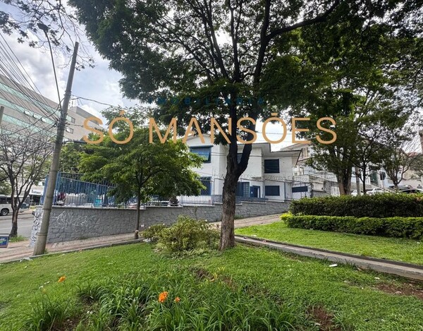 CASA COMERCIAL À VENDA NO BAIRRO BARRO PRETO EM BH