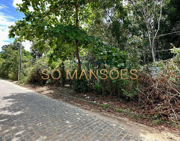 Lote de 900m² à venda no bairro Colina - Trancoso/BA.
