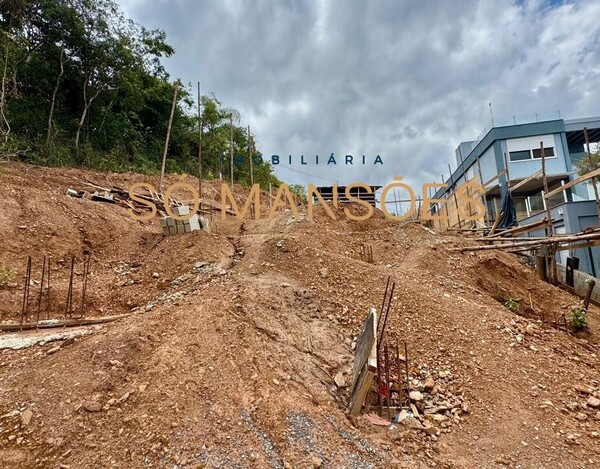LOTE / TERRENO À VENDA NO CONDOMÍNIO MIRANTE DA MATA EM NOVA LIMA