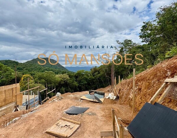 LOTE / TERRENO À VENDA NO CONDOMÍNIO MIRANTE DA MATA EM NOVA LIMA