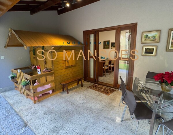 VILA ALPINA -  CASA À VENDA EM NOVA LIMA MG