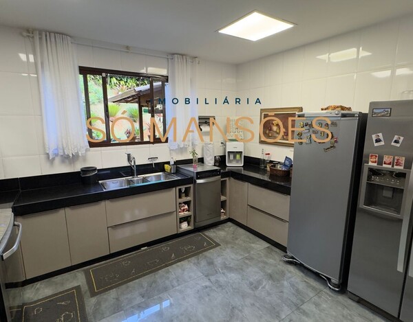 VILA ALPINA -  CASA À VENDA EM NOVA LIMA MG