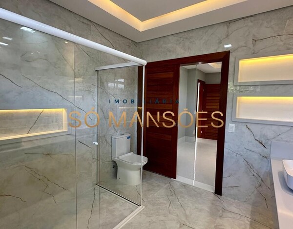 Casa de 313m² à venda no Condomínio Outeiro da Glória - Porto Seguro/BA.