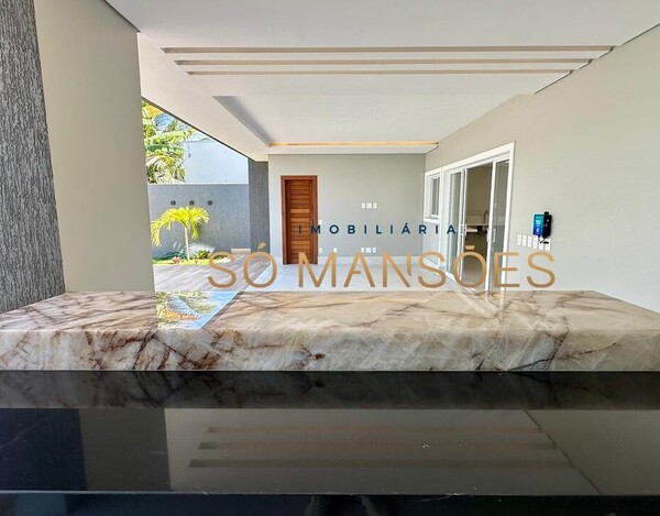 Casa de 313m² à venda no Condomínio Outeiro da Glória - Porto Seguro/BA.