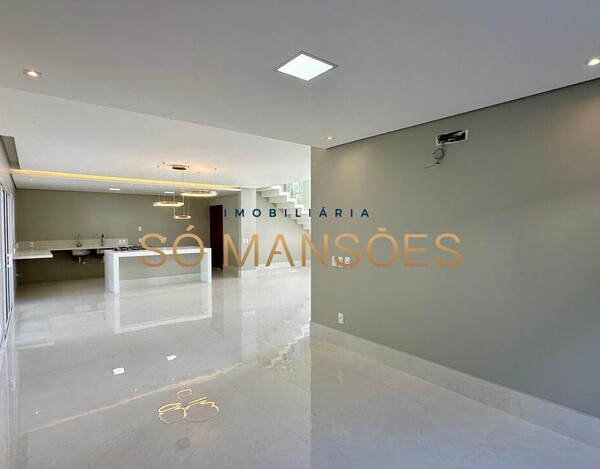 Casa de 313m² à venda no Condomínio Outeiro da Glória - Porto Seguro/BA.