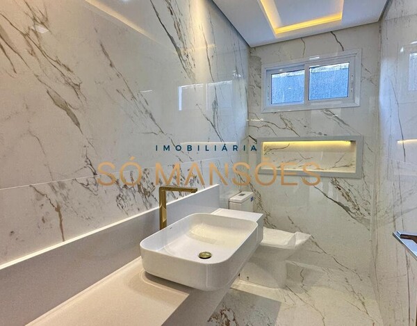 Casa de 313m² à venda no Condomínio Outeiro da Glória - Porto Seguro/BA.