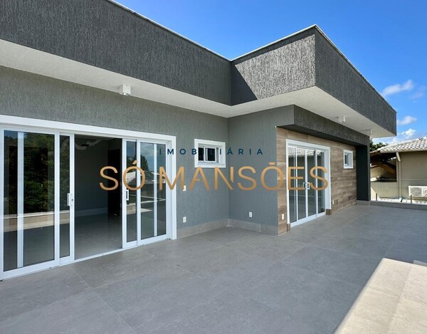 Casa de 313m² à venda no Condomínio Outeiro da Glória - Porto Seguro/BA.