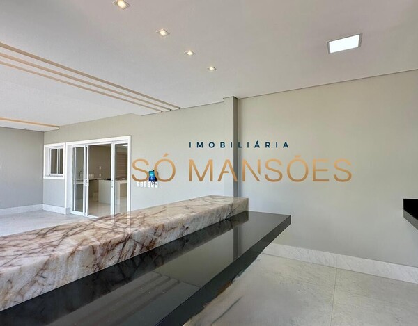 Casa de 313m² à venda no Condomínio Outeiro da Glória - Porto Seguro/BA.