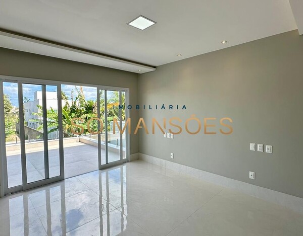 Casa de 313m² à venda no Condomínio Outeiro da Glória - Porto Seguro/BA.