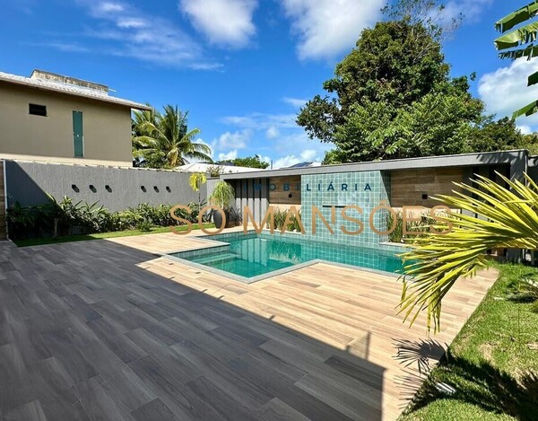 Casa de 313m² à venda no Condomínio Outeiro da Glória - Porto Seguro/BA.