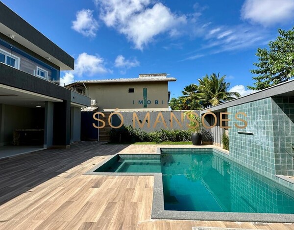 Casa de 313m² à venda no Condomínio Outeiro da Glória - Porto Seguro/BA.