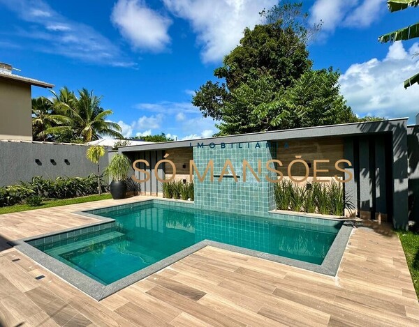 Casa de 313m² à venda no Condomínio Outeiro da Glória - Porto Seguro/BA.