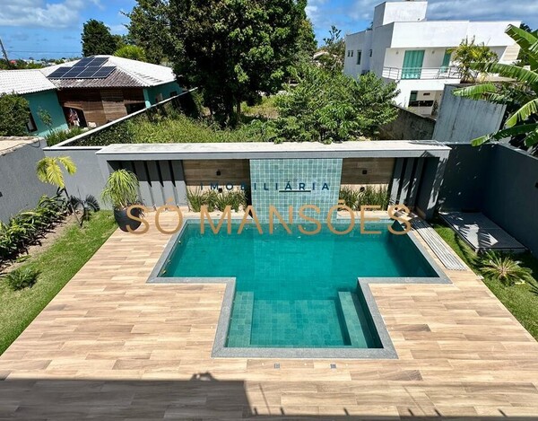 Casa de 313m² à venda no Condomínio Outeiro da Glória - Porto Seguro/BA.