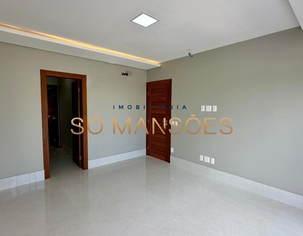 Casa de 313m² à venda no Condomínio Outeiro da Glória - Porto Seguro/BA.