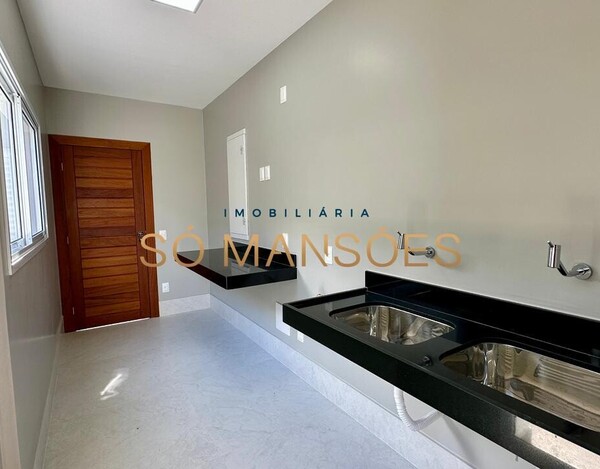 Casa de 313m² à venda no Condomínio Outeiro da Glória - Porto Seguro/BA.