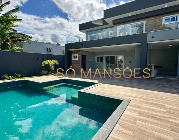 Casa de 313m² à venda no Condomínio Outeiro da Glória - Porto Seguro/BA.