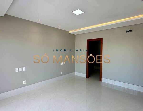 Casa de 313m² à venda no Condomínio Outeiro da Glória - Porto Seguro/BA.