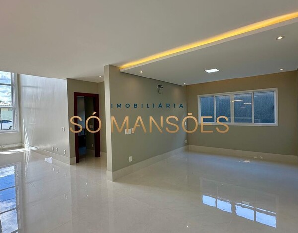 Casa de 313m² à venda no Condomínio Outeiro da Glória - Porto Seguro/BA.