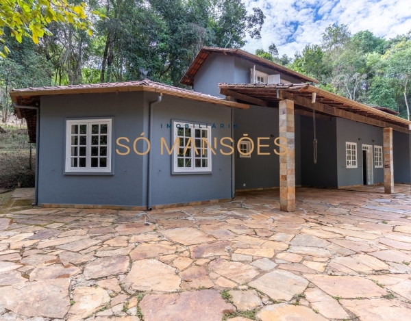 Casa de 370 m² à Venda com 1 Suíte e Espaço Gourmet no Condomínio Mata do Engenho - Macacos, Nova Lima - MG