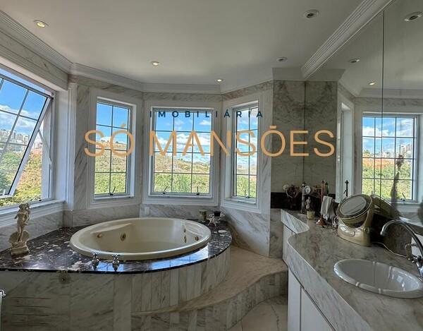 CASA À VENDA NO VILA CASTELA 