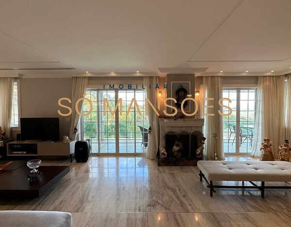 CASA À VENDA NO VILA CASTELA 